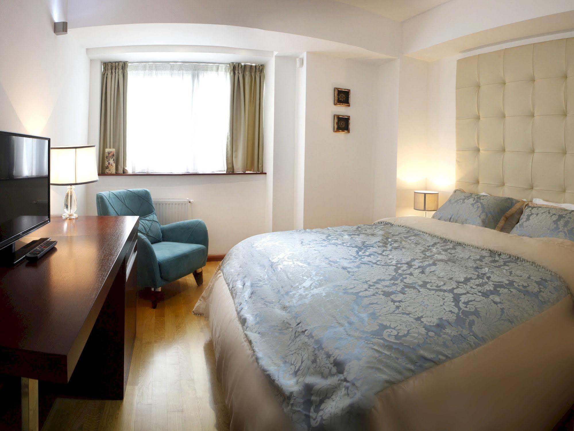 Garden Spa Boutique Hotel スコピエ エクステリア 写真
