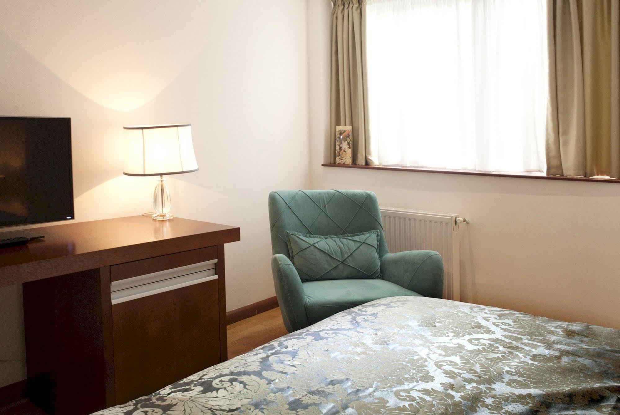 Garden Spa Boutique Hotel スコピエ エクステリア 写真